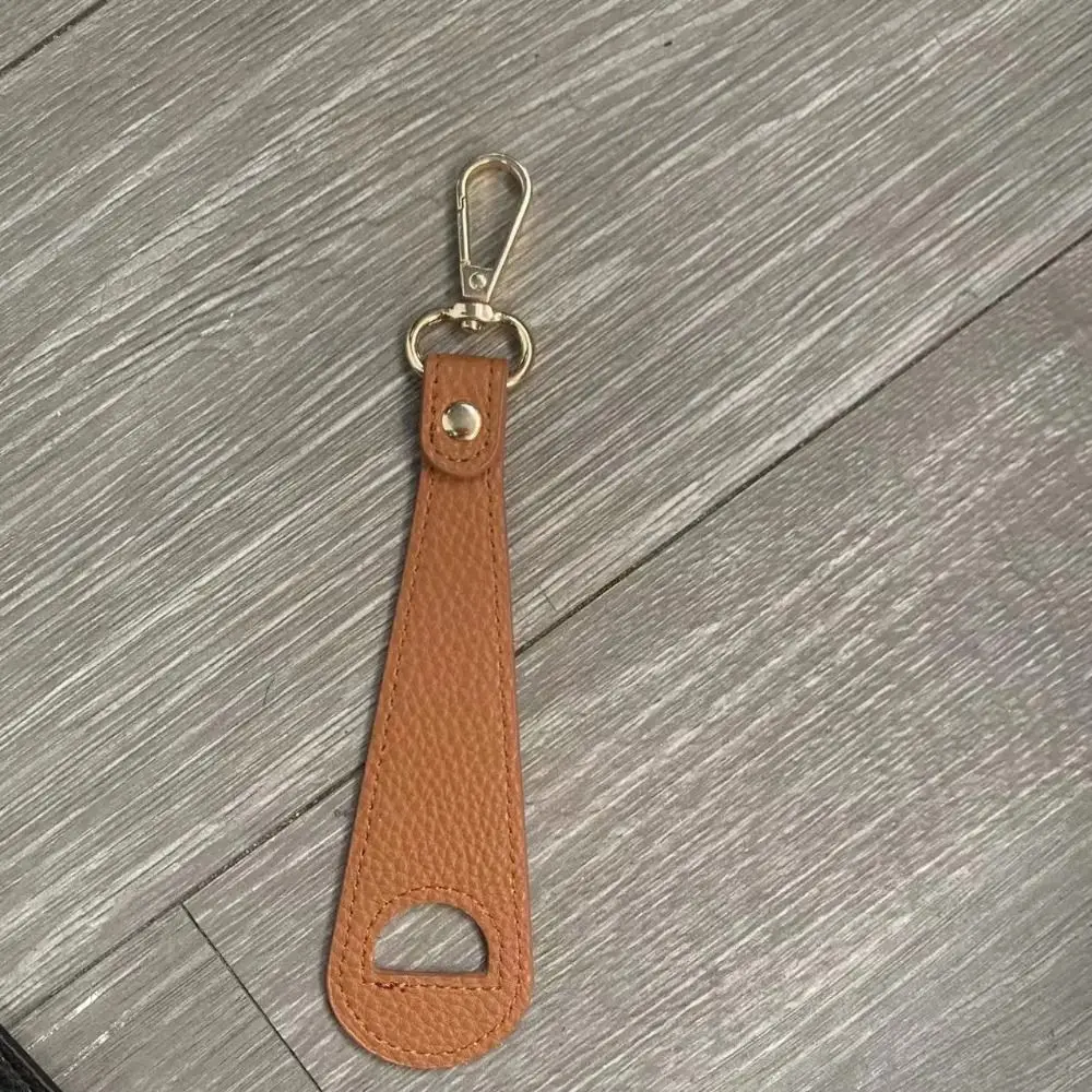 ポータブルPUレザーゴルフ野球帽クリップ、バッグクリップ、ソリッドカラー旅行用帽子クリップ、帽子ストラップ、財布バックル、帽子ホルダー、アウトドア用