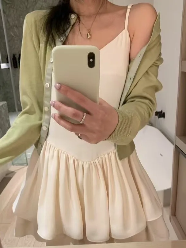 

Chic Summer Gentle Wind V-ne Splice Double-layer Lace Hem Cake Skirt Strap Dr Women's Faionable Ele Dr