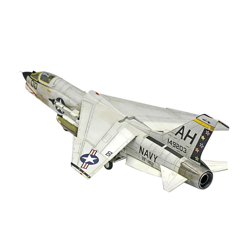 Academy Assembled Aircraft Model Kit 12521 American F-8E Fighter VF-162 Hunter Squadron 1/72