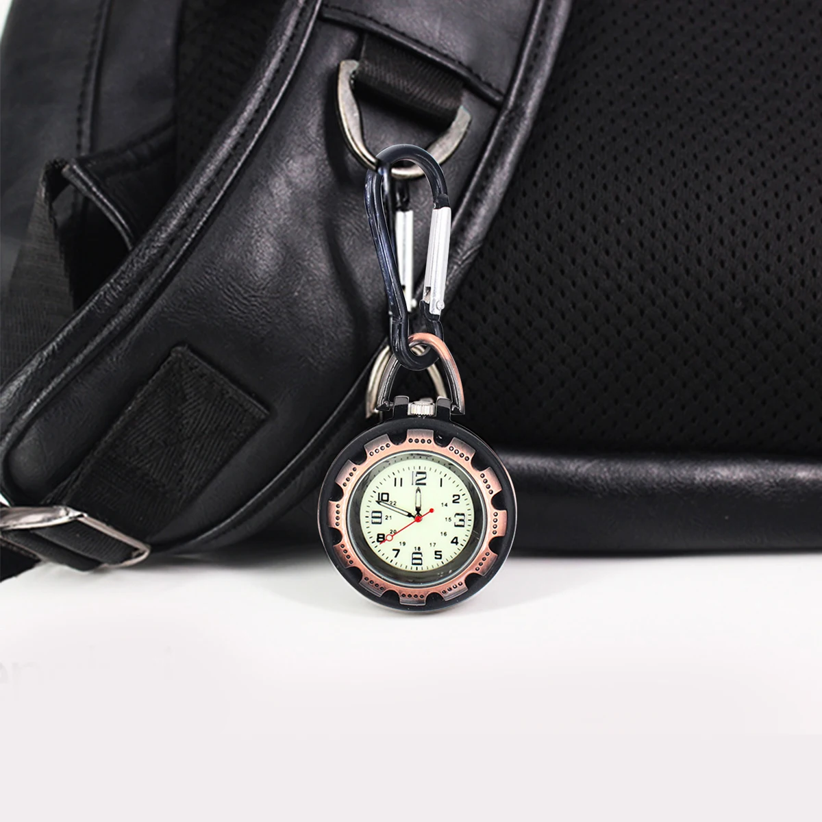 

Luminous Carabiner Pocket Watch For Durable Glow In The Dark Hanging Watch Outdoor Mountaineering Timepiece