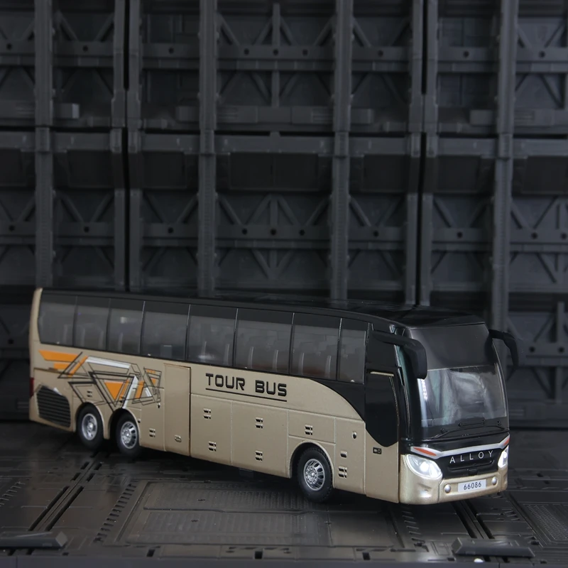 

1:30 Имитация городского бизнеса. Модель двери из сплава для дальнего расстояния можно открыть имеет имитирующие функции звука и освещения.