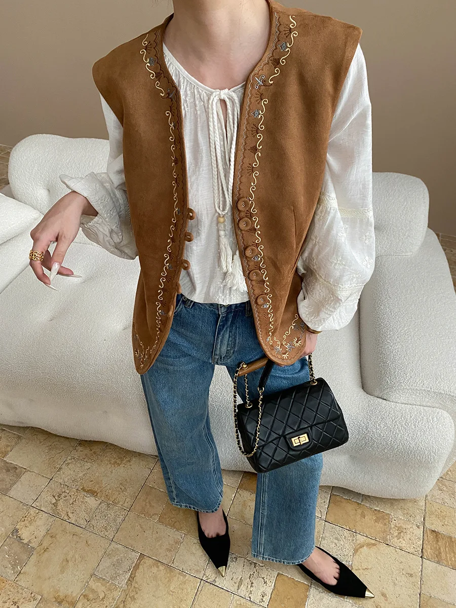 

Chinese ethnic style embroidery imitation suede vest jacket