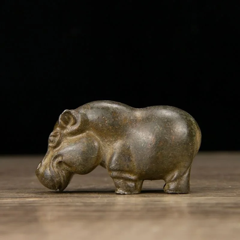 Chinese antique Carved solid hippopotamus statue ornament handle piece home decor handicraft mini hippopotamus Desktop craft
