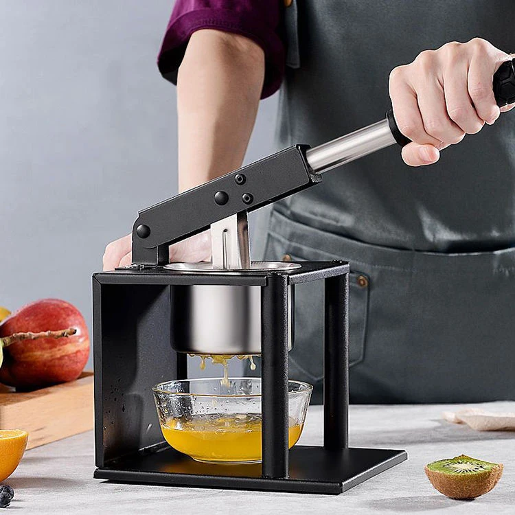Manual Cold Press Juicer Extractor Machine for Shugar Cane Orange Single Speed Hand Operated Blender for Household Outdoor Use