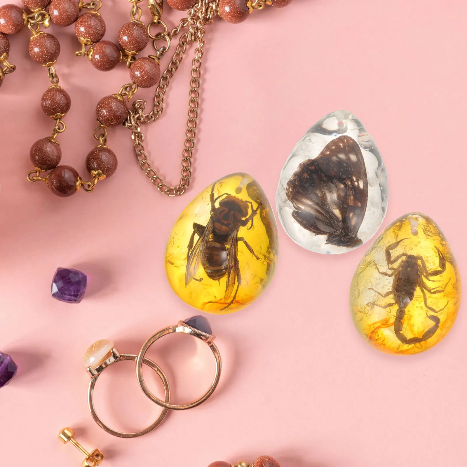 

3pcs Insect Amber Specimen Pendant Decor Butterfly Scorpion Bee Resin Craft Ornament Collection