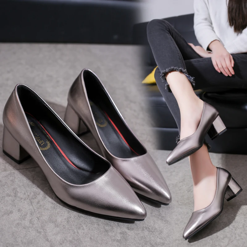 

2025 Popular Pointed Shallow Mouth, Medium Thick Heel Women's Korean Version Versatile and Comfortable Work Shoes