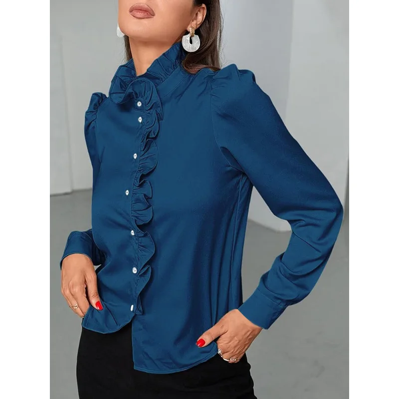 

Женская блузка узкого кроя с уникальной рюшами — зрелый, минималистичный и гладкий стиль