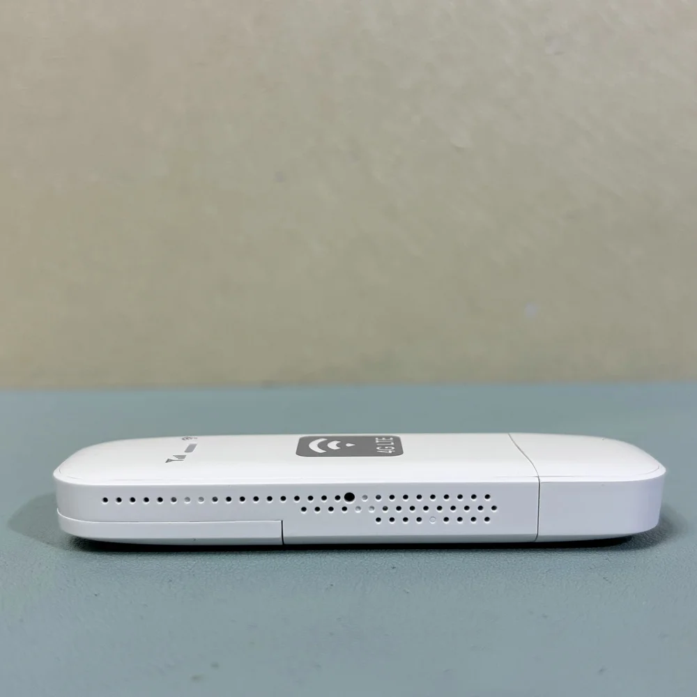 4G 와이파이 라우터 150mbps 휴대용 와이파이 LTE USB 4G 모뎀 포켓 핫스팟 USB 동글 유니버설 언락 와이파이 스틱 (글로벌 시장용)