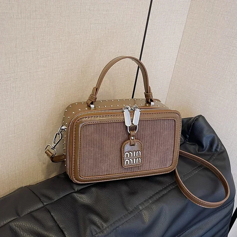 

Luxury Women High End Leather Fashion Tote Bag Elegant Designer Shoulder Handbag For Stylish City Fashion And Daily Use
