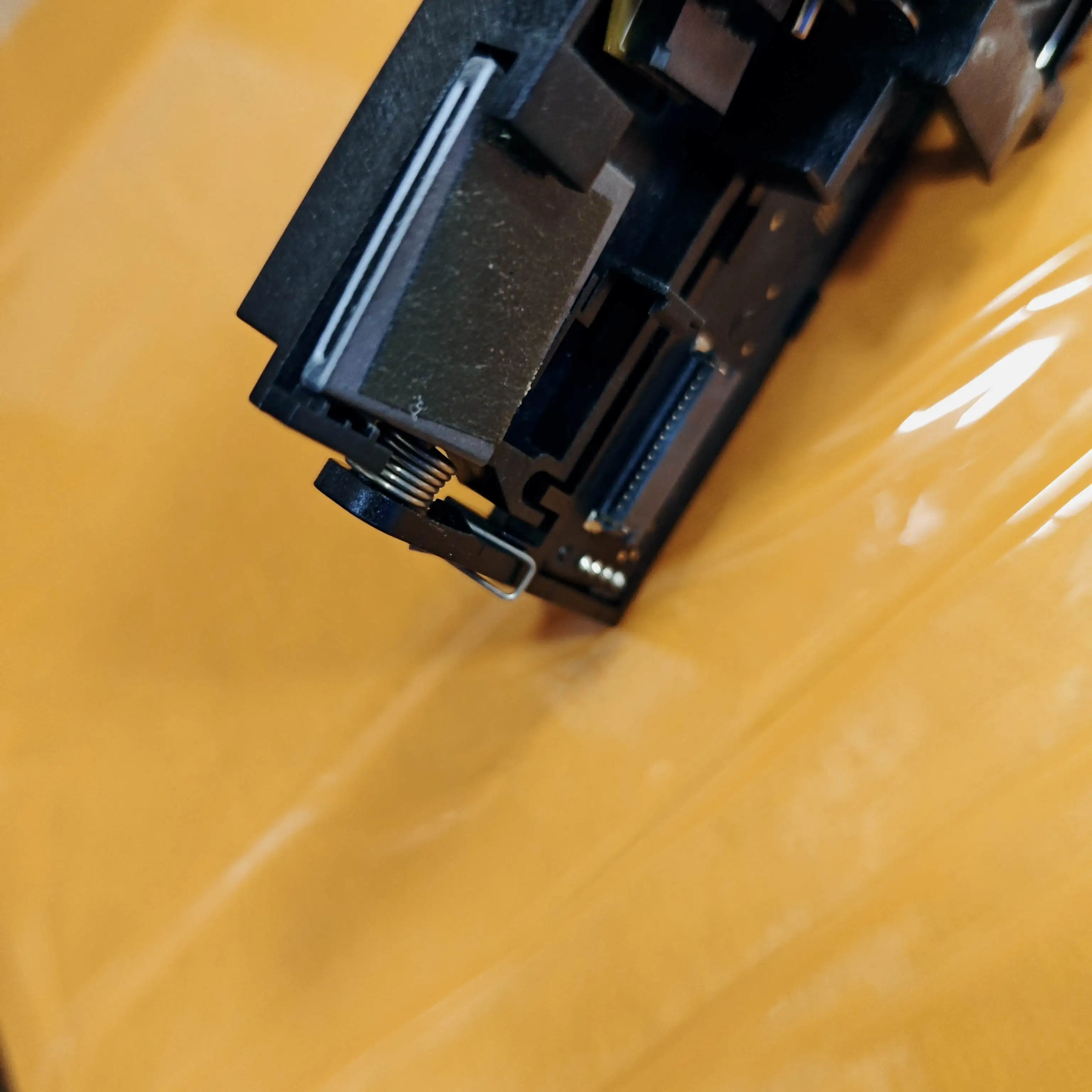 Contact Image Senso… - image