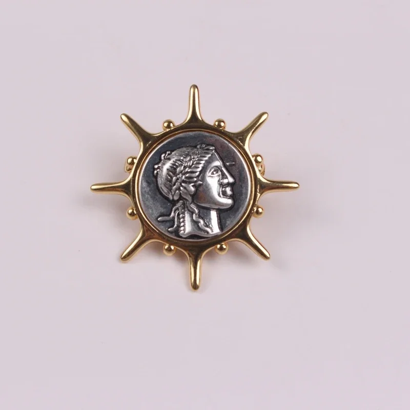 Vintage Trendy Badge Personalized Relief Figure Sun Ancient Coin Brooch Metal Alloy Men's And Women's Clothing Accessory Pins