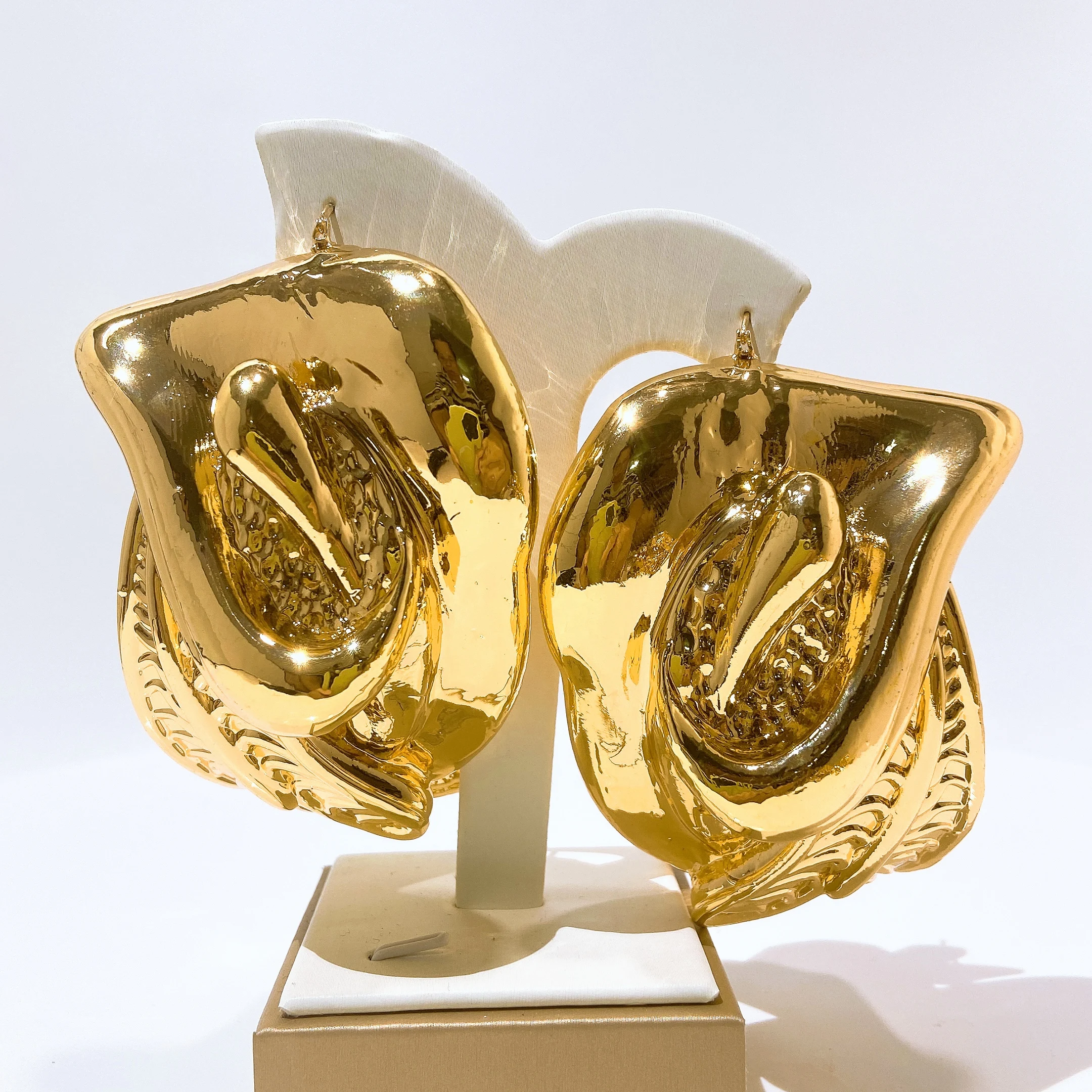 New In Chunky Hammered Abstract Statement Drop Earrings Oversized Gold Plated Textured Earrings for Women Party Daily Wear Hot