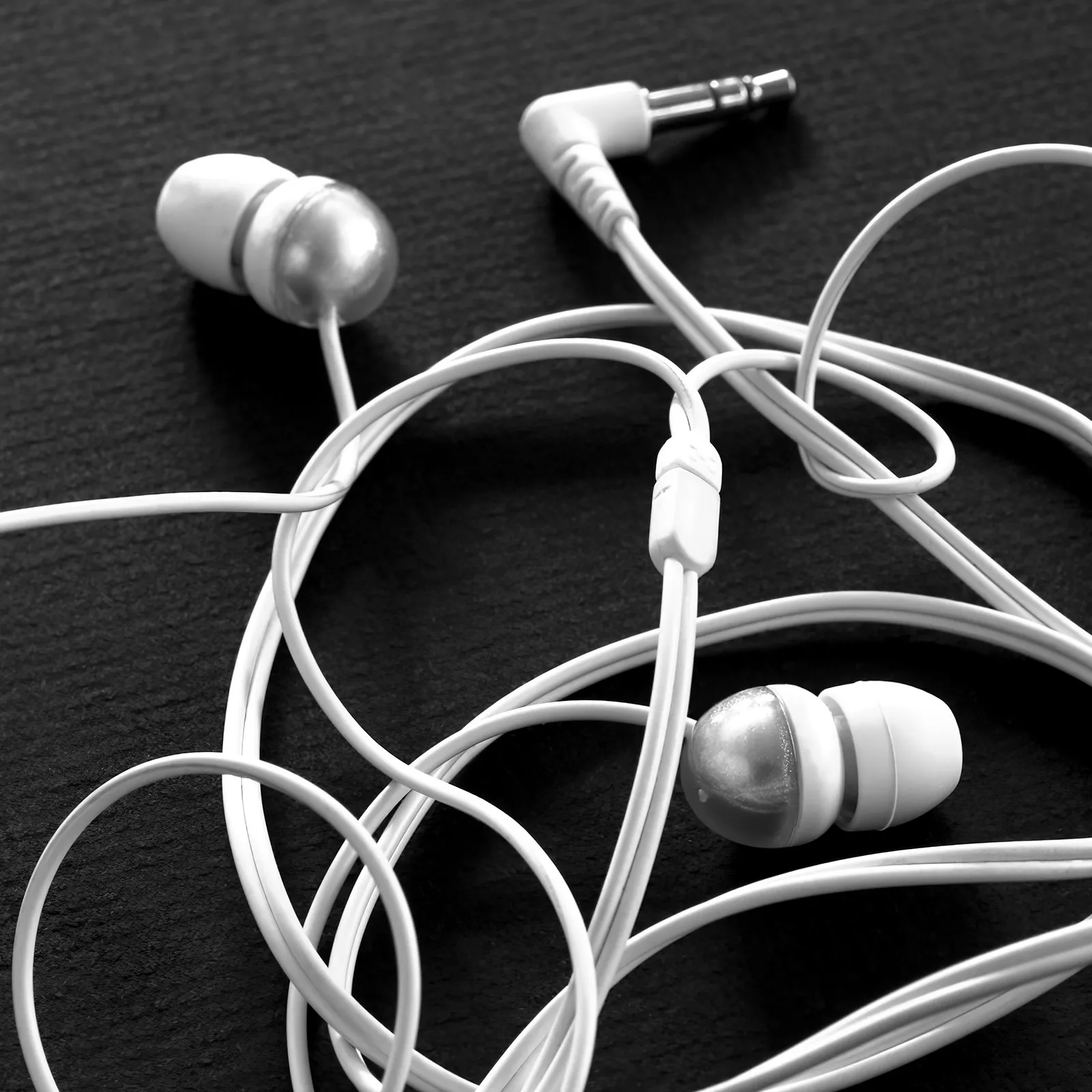 

1 комплект силиконовых насадок для наушников, удобные мягкие силиконовые чехлы для наушников, совместимые с Pro Powerbeats3, шумоизоляция, для фитнеса