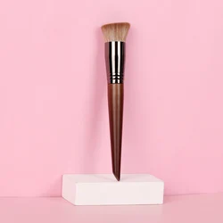 BETHY  BEAUTY 1PC Angled Foundation Brush Pressed Powder Makeup Brush Cosmetic Tools Synthetic Hair