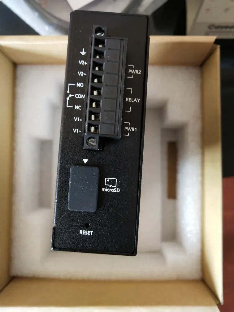 Gateway Spot MOXA MGate 5105-MB-EIP, novo e original