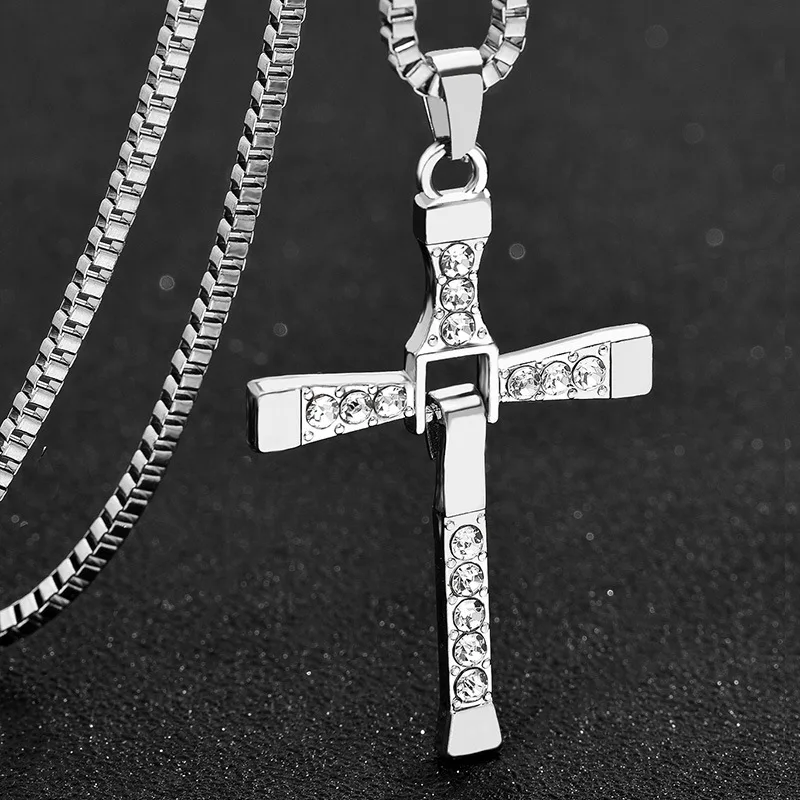 Dominic Toretto The Fast and The Furious Celebrity Vin Diesel Item Crystal Jesus Men Cross Pendant Necklace Gift Jewelry