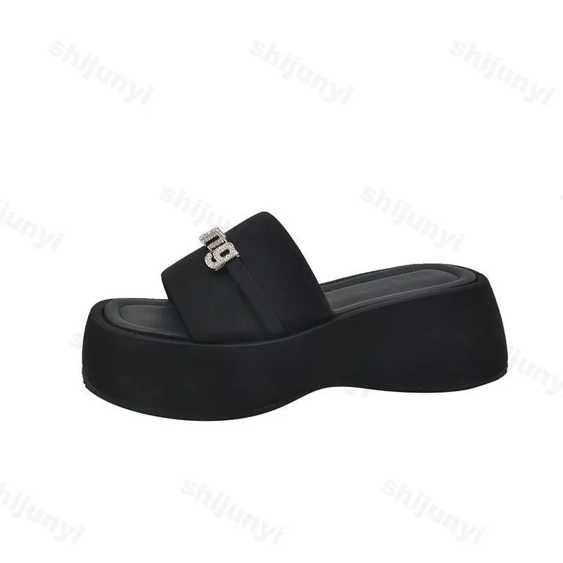 Women's Slippers 2025 New Fashion Comfortable Platform Sandals Concise Outdoor Women‘s Closed Toe Beach Muje Summer Shoes - Image 5