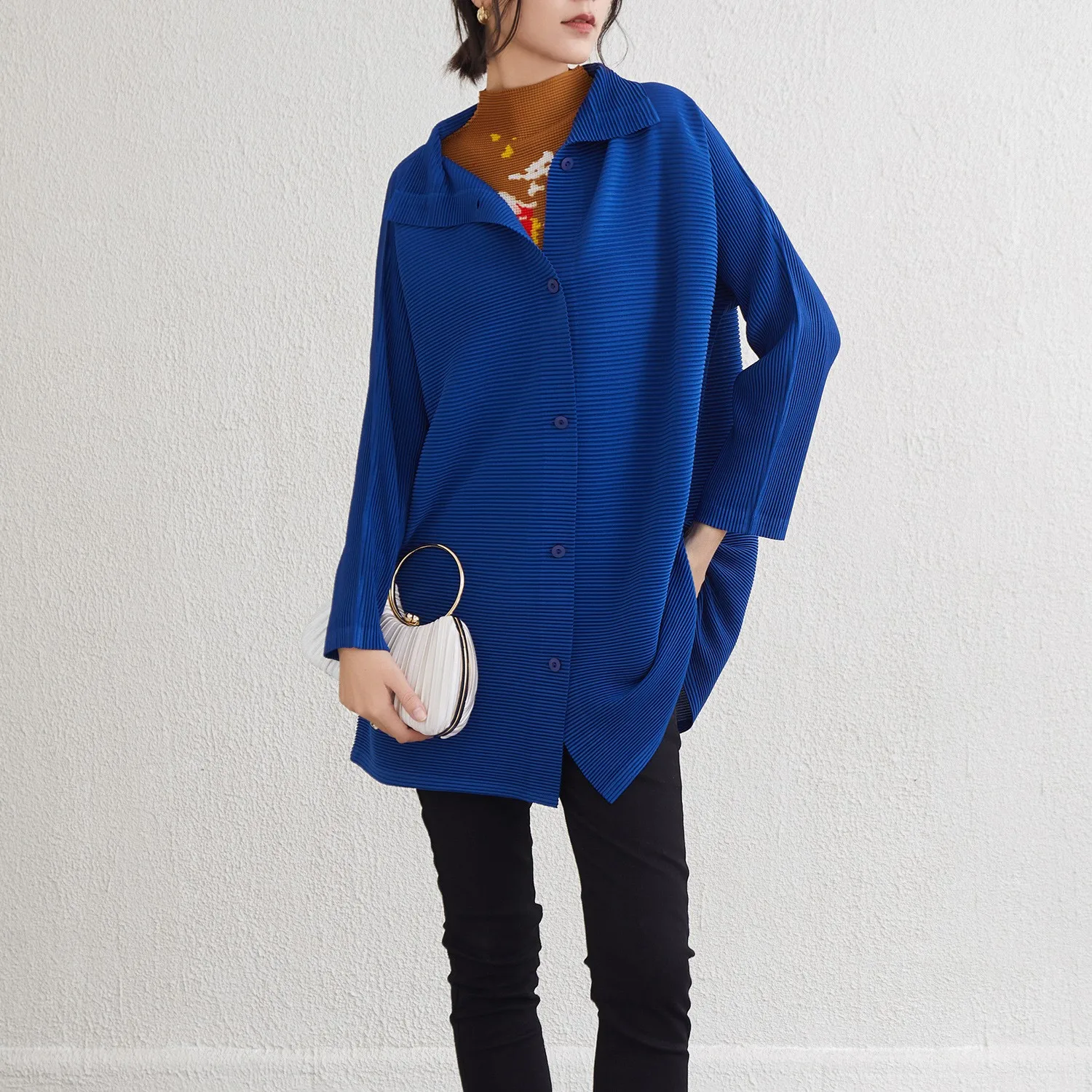 

Miyake Pleated 2026 Spring Models Large Size Jacket Single Row Multi-button Pleated Fashion Cardigan Women's Short Jacket Pleat