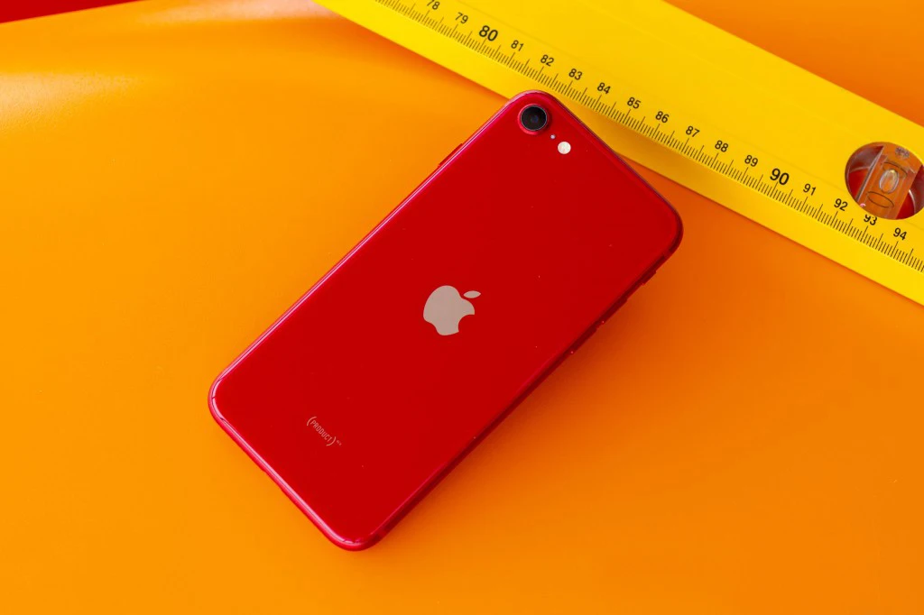 هاتف Apple iPhone SE 2022 64GB 128GB 256GB ROM A15 Bionic Chip 4G 4.7 "الأصلي 12MP OLED بصمة مفتوحة SE3 هاتف ذكي مستعمل #4