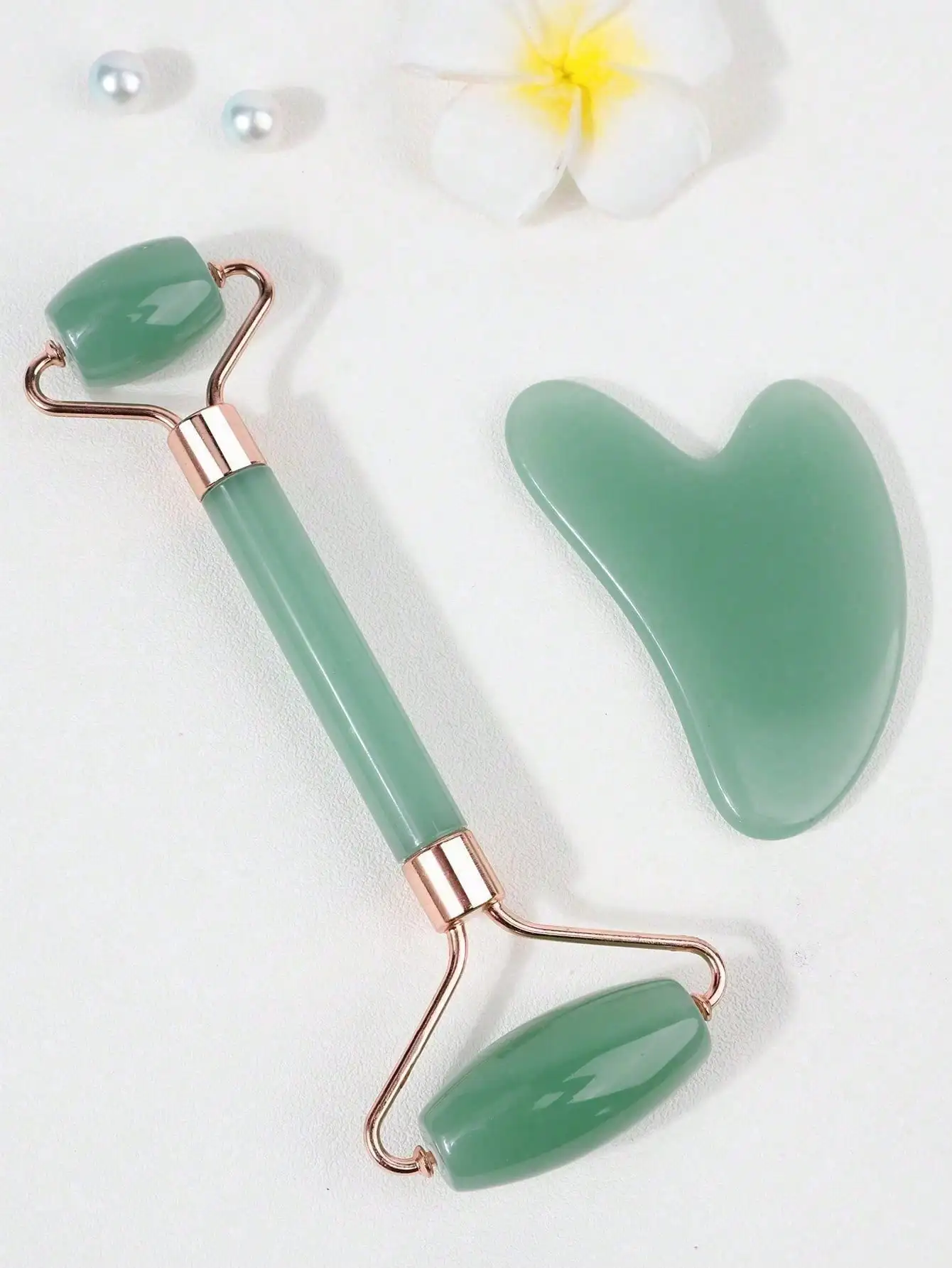 مجموعة أسطوانة تدليك من الراتنج مكونة من قطعتين - أسطوانة حجر اليشم ذات الرأس المزدوج ولوحة كشط للعين والوجه، عصا تدليك مزدوجة الرأس والجمال