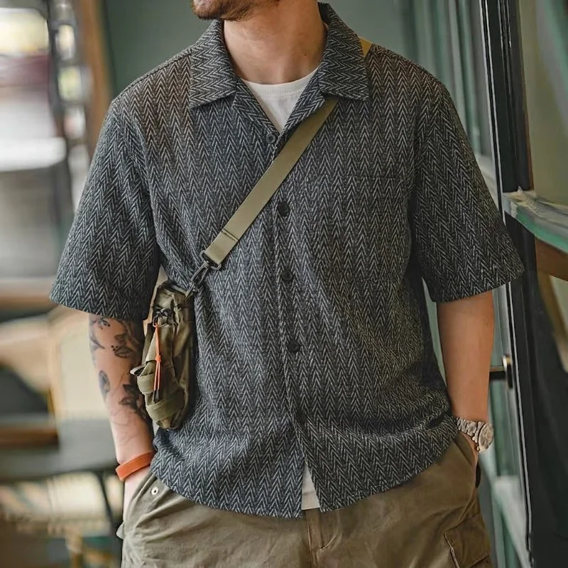 

Men Herringbone Pattern Short Sleeve Shirt Slim Wrinkle Free Lapel Business Casual Top
