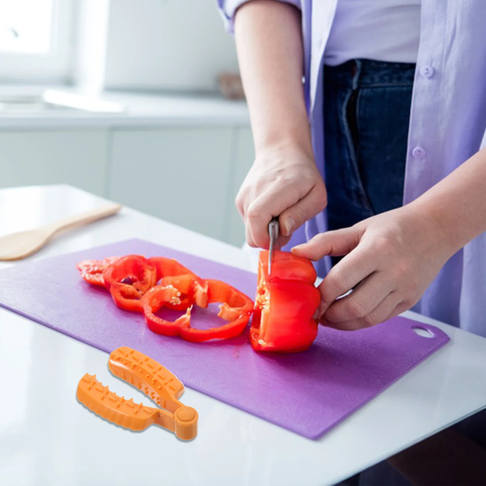 

2Pcs Reusable Plastic Finger Protectors for Cutting Kitchen Supply Chopping Dicing Guard Protective Tool for Hands Safety