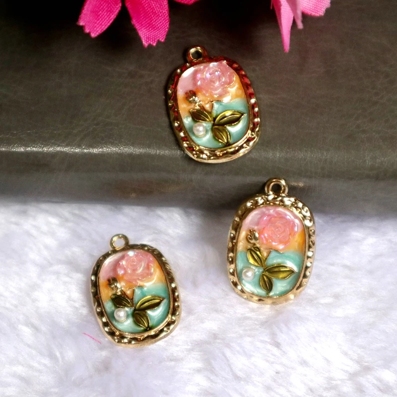 6pcs Relief Flower Handicraft Metal Pendant Elegant Rose Alloy Charms DIY Necklace Bracelets Earrings Jewelry Keyring Accessory