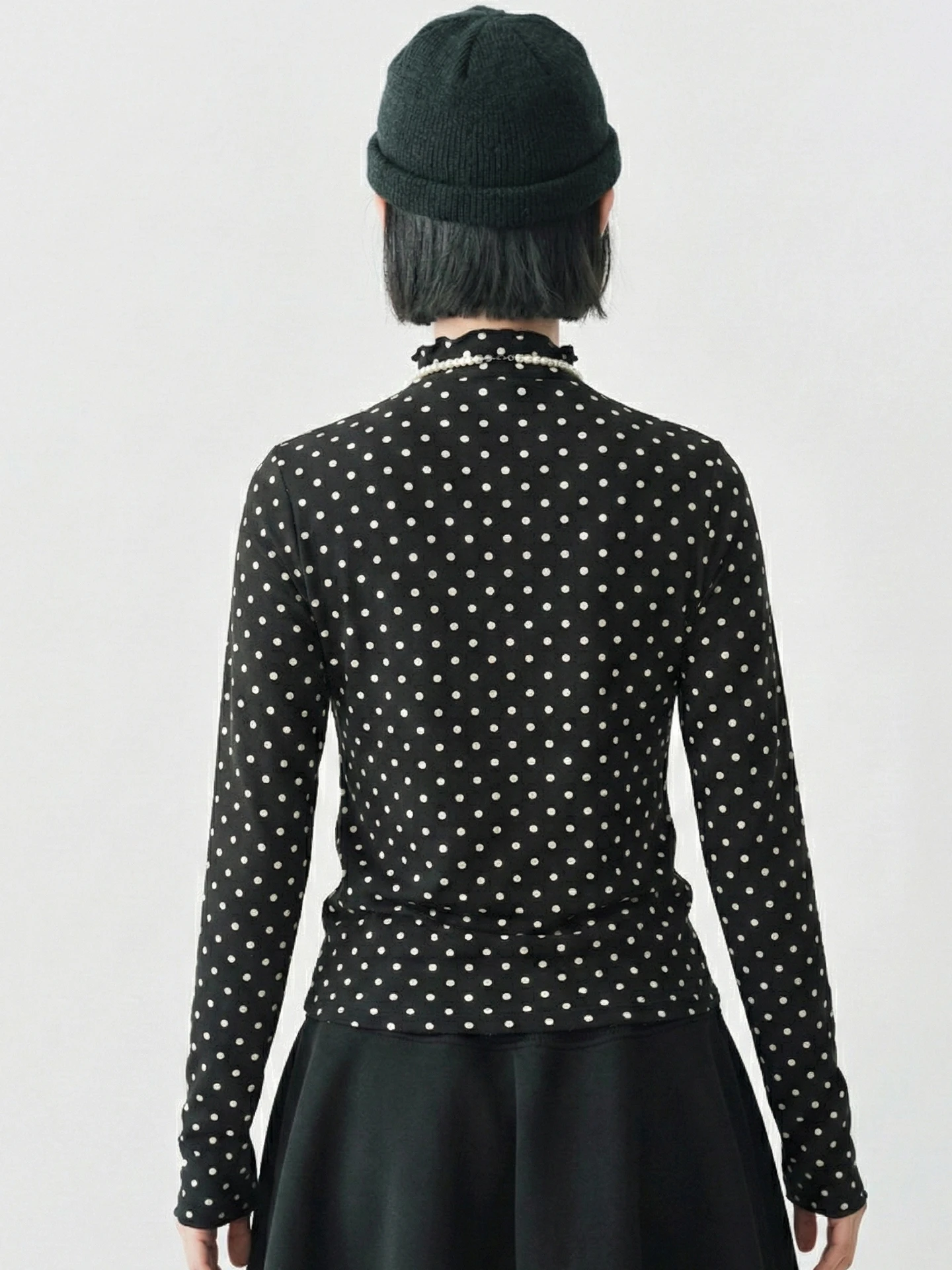 IMAKOKONI original design polka dot long sleeved slim fit black round neck pullover thin top for women 244783