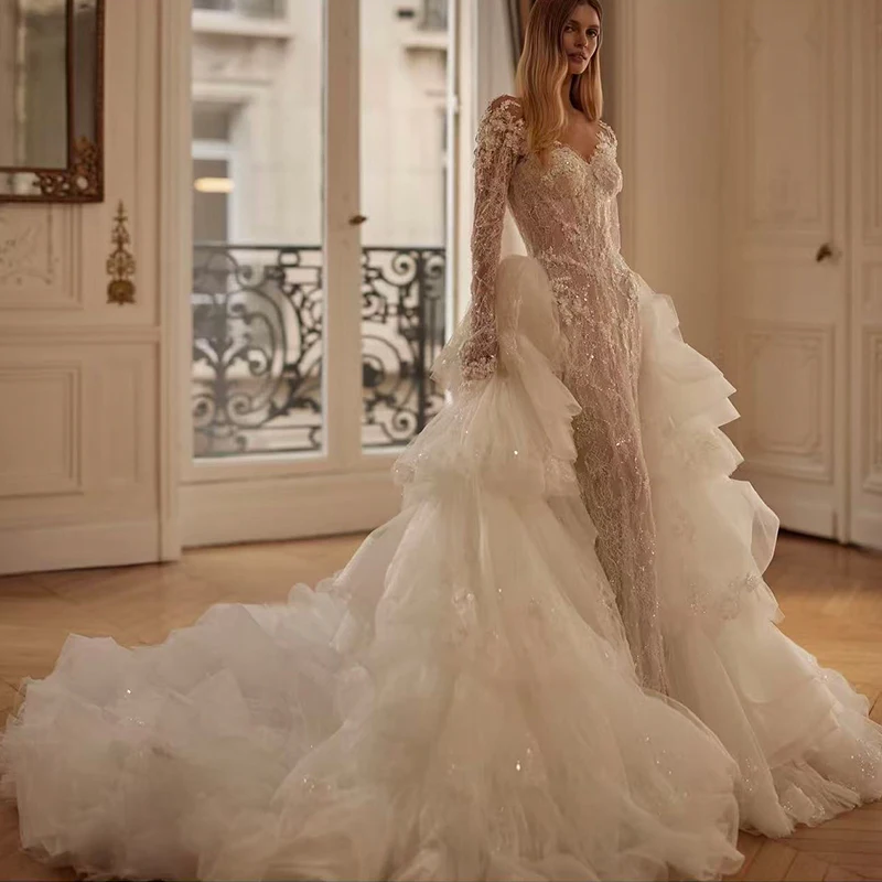 Luxuriöses Brautkleid mit abnehmbarer Schleppe, Perlenstickerei, gerüschter Organza und bestickter Spitze, Meerjungfrau-Ballkleid, maßgeschneidert, volle Ärmel