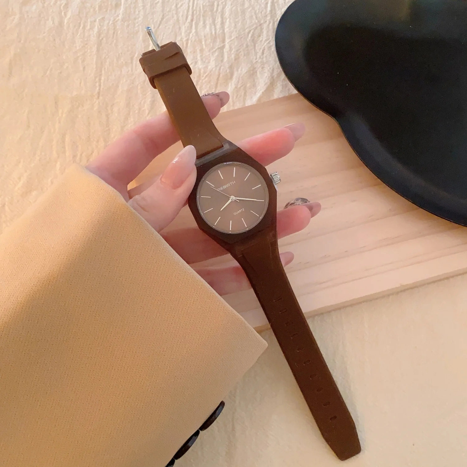 Fashion Sports Silicone Strap Analog Quartz Watch Simple Scale Ladies Wristwatches Casual Unisex Watches Student Couple Clock
