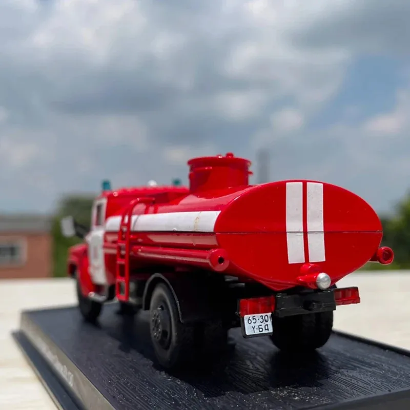 Diecast escala g1 liga motor de bombeiros modelo de carro menino presentes de feriado brinquedos coleção estática mostrar