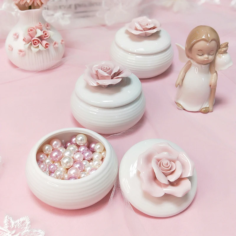 European-style Ceramic with Flower Jewelry Storage Box Delicate Round Retro Beauty Salon with Small Jewelry Porcelain Box Gift