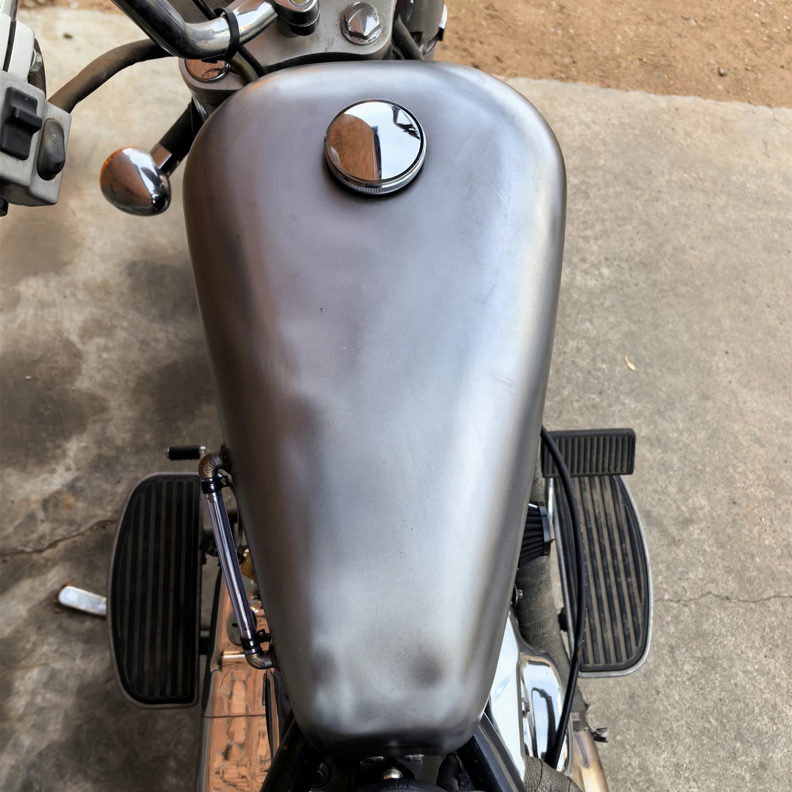 

Модифицированный топливный бак на 12 л для мотоциклов KAWASAKI VULCAN400 800 1995-2003 VULCAN 400 VULCAN800, аксессуары для мотоциклов
