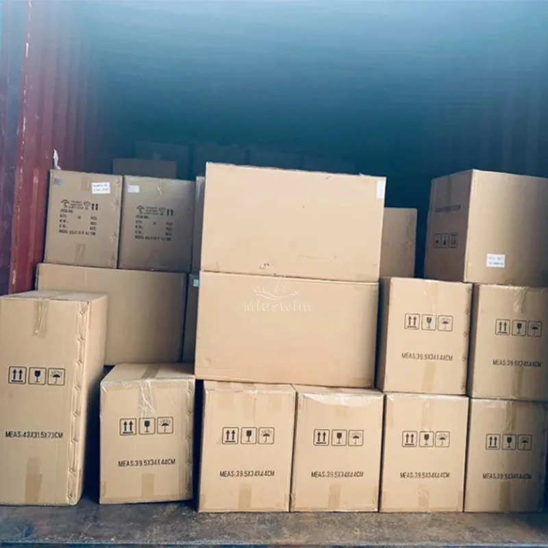 2025Pompa flessibile per piscina Strumento di aspirazione Accessori per la pulizia della piscina Pulitore manuale per piscina