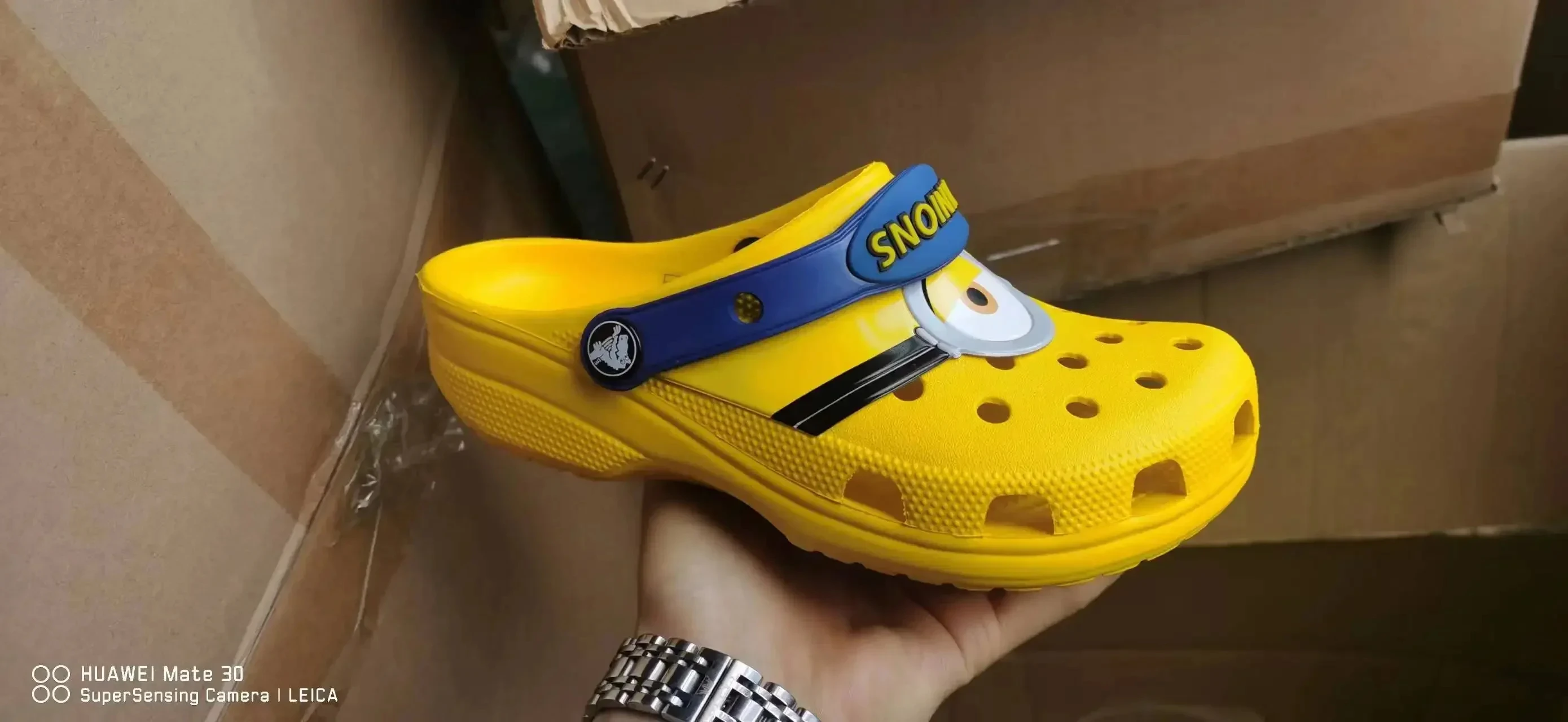 Universal Studios Minions Hole Shoes Antypoślizgowe noszenie Lekkie noszenie Kapcie dziecięce Letnie buty do chodzenia na świeżym powietrzu Chłopcy