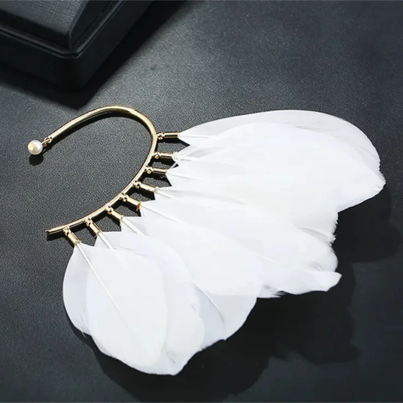 Unique White Black Feather Ear Cuff Clip  Earrings For  Women Earless Hang Without Piercing Crawlers Ear Cuff Fashion Jewelry