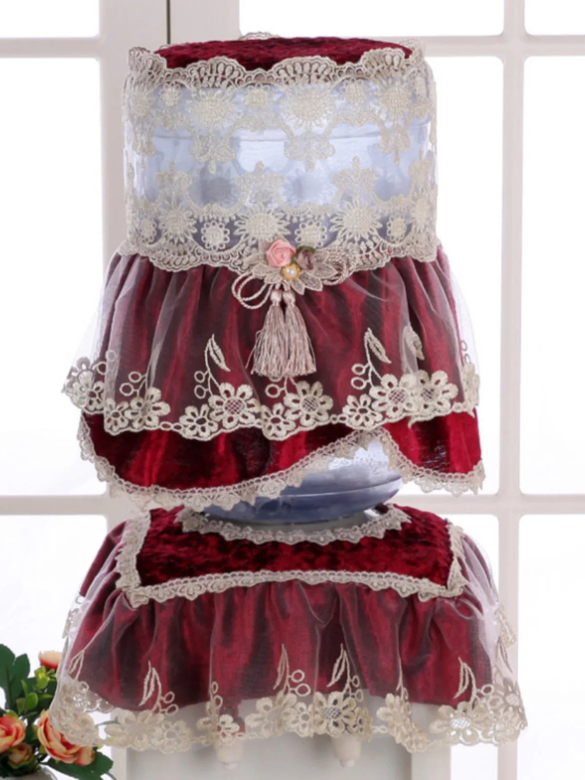 

Европейская кружевная сетка-чехол для диспенсера воды, пылезащитная, универсальная, для напольных кулеров, защита от грязи, из двух частей