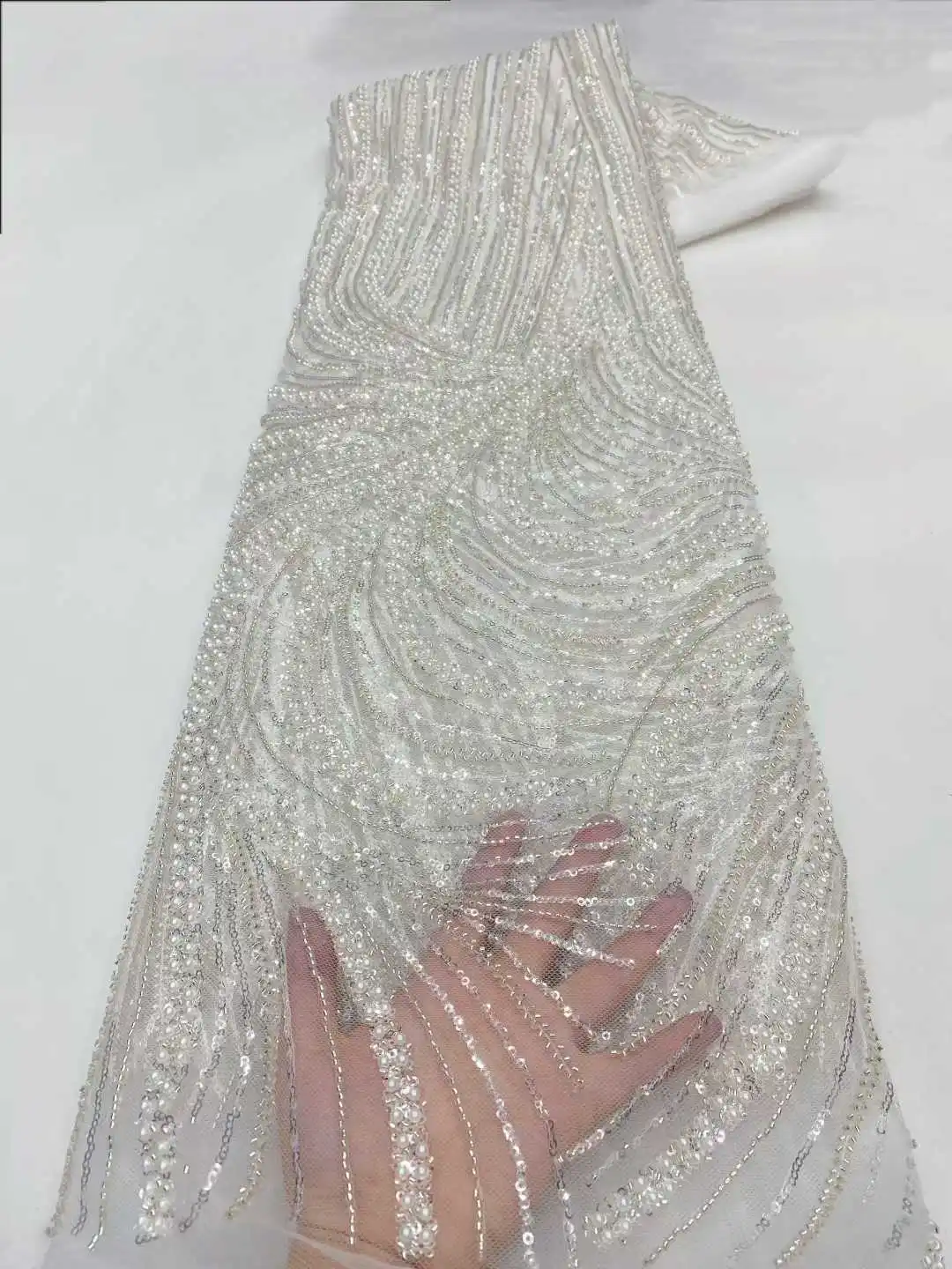 

White 5 Yards Nigerian Beaded Lace Fabric New Design African French Sequins Lace Fabric For Women's Wedding Party Dress