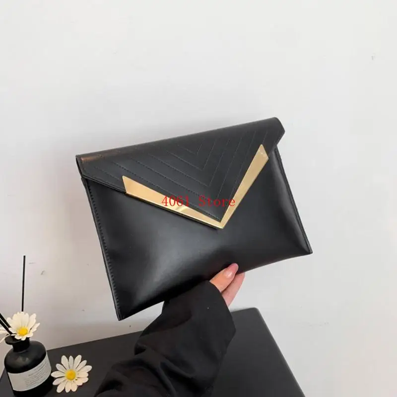 

Вечерняя сумочка из искусственной кожи для женщин. Универсальная и портативная сумка. Шикарный и прочный кошелек. Легкий вес для