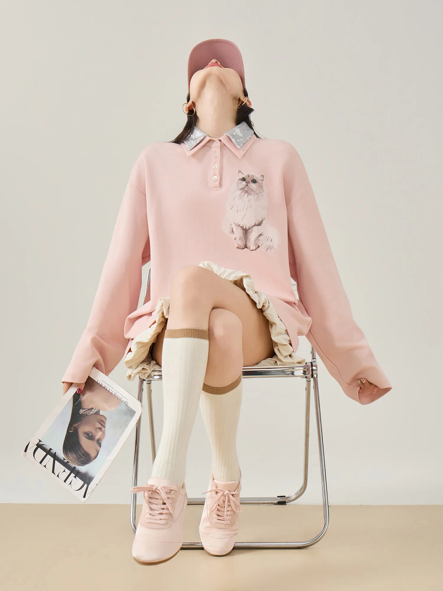 

Светло-розовая футболка с принтом и отложным воротником, с длинным рукавом, женская, свободного кроя, повседневный топ, весна 2026, новая корейская модель, универсальная