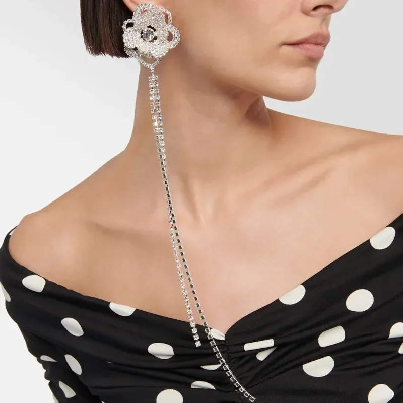 Luxury Asymmetry Tassel Camellia Earrings Wedding Accessories Statement Rhinestone Flower Dangle Earrings for Women Jewelry Gift