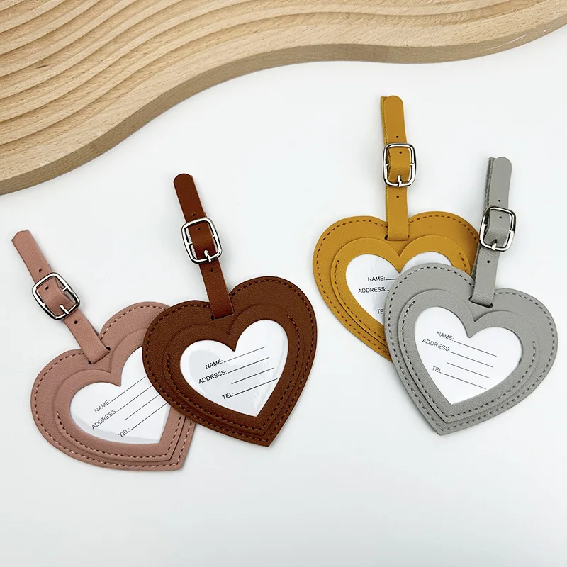 Etykieta bagażowa w kształcie serca ze skóry PU, zawieszka do walizki z adresem, identyfikator do bagażu, klips z imieniem i adresem, akcesoria podróżne