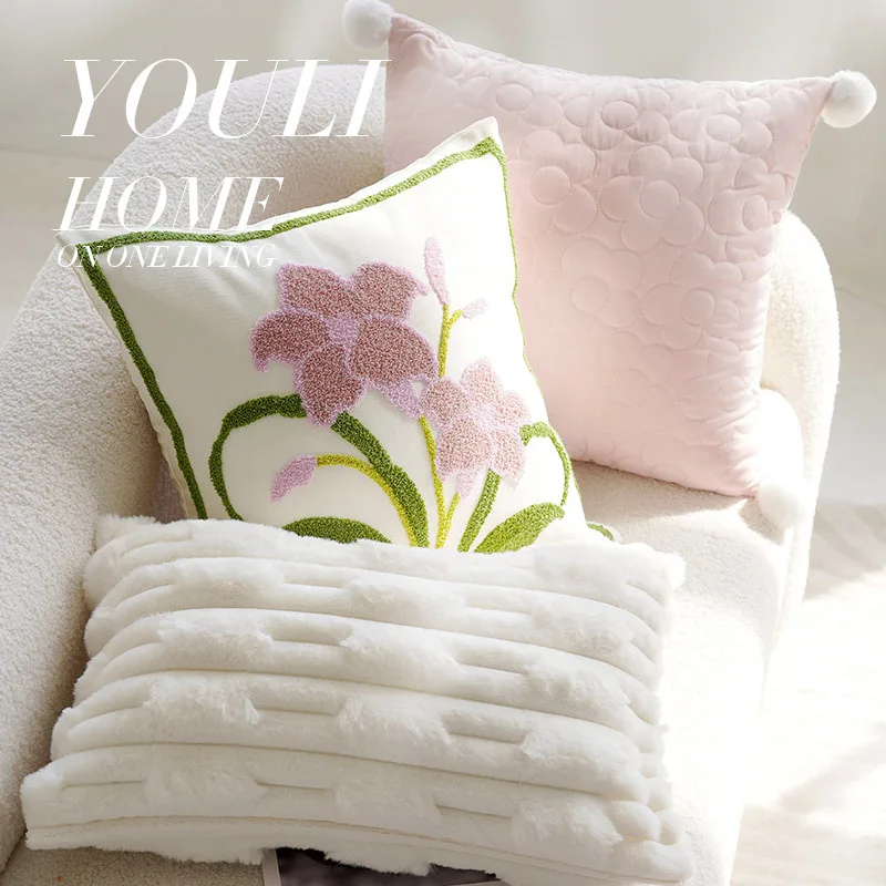 45x45CM Nordic Lily Embroidered Throw Pillow Cover Flannel Animals Stamping Waist Cushion Cover Decor Home Decorative Pillowcase