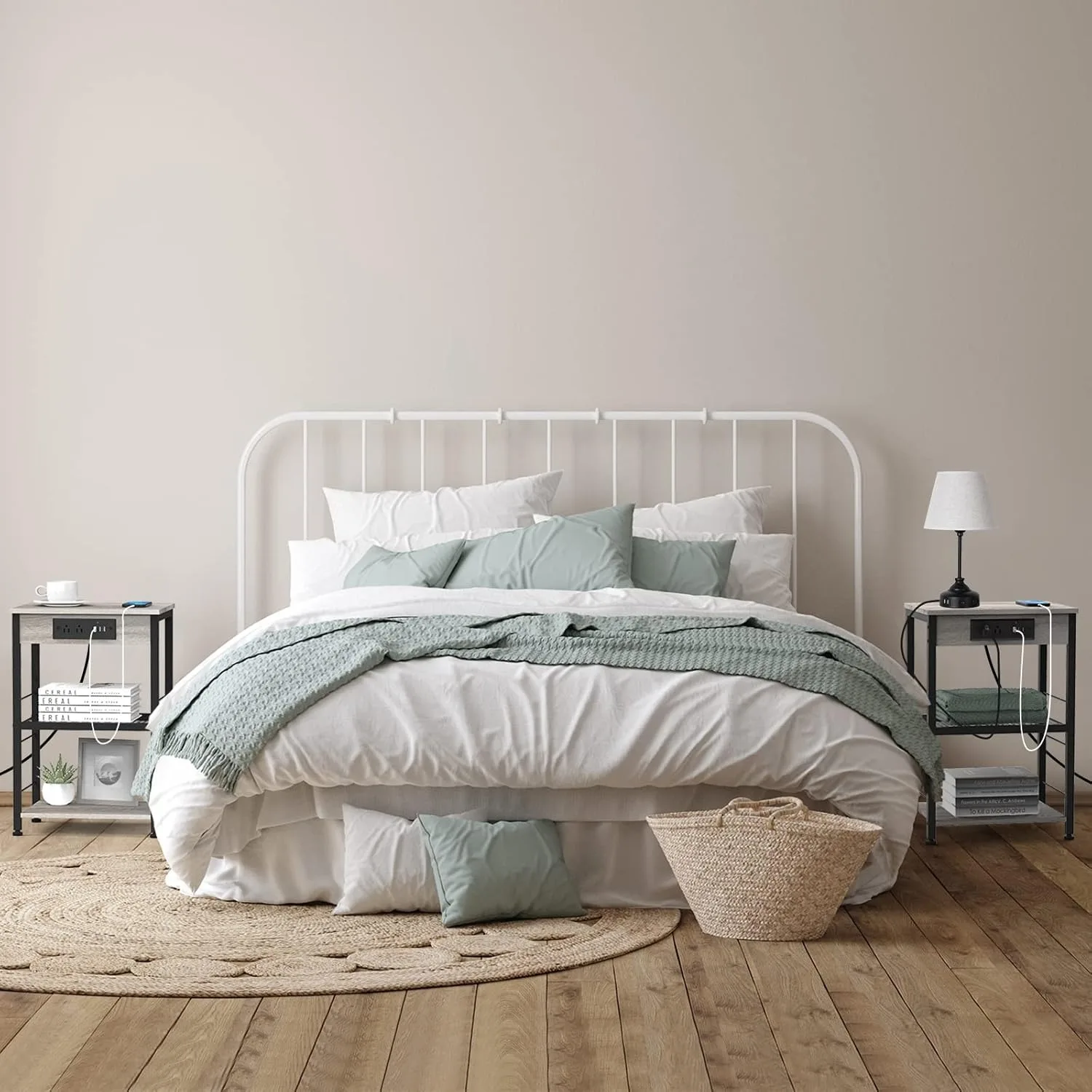 منضدة مزرعة رمادية مع محطة شحن USB/مخرج وتخزين من 3 طبقات - طاولة بجانب السرير لغرفة النوم وغرفة المعيشة والدراسة #6