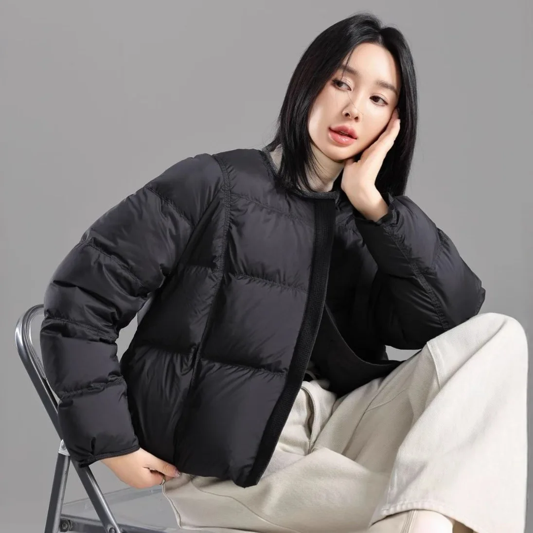 Autumn and Winter Fashion Women's Down Jacket Commuter Round Neck Short 90 White Duck Down Jacket