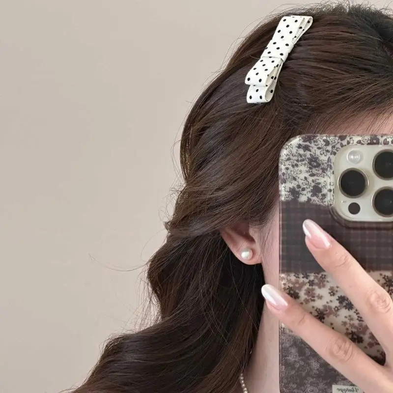 Polka-Dot-Schleifen-Haarkamm mit niedlichem Design, rutschfesten Zinken, perfekt für den täglichen Gebrauch, Partys und Schule. – Detail 8