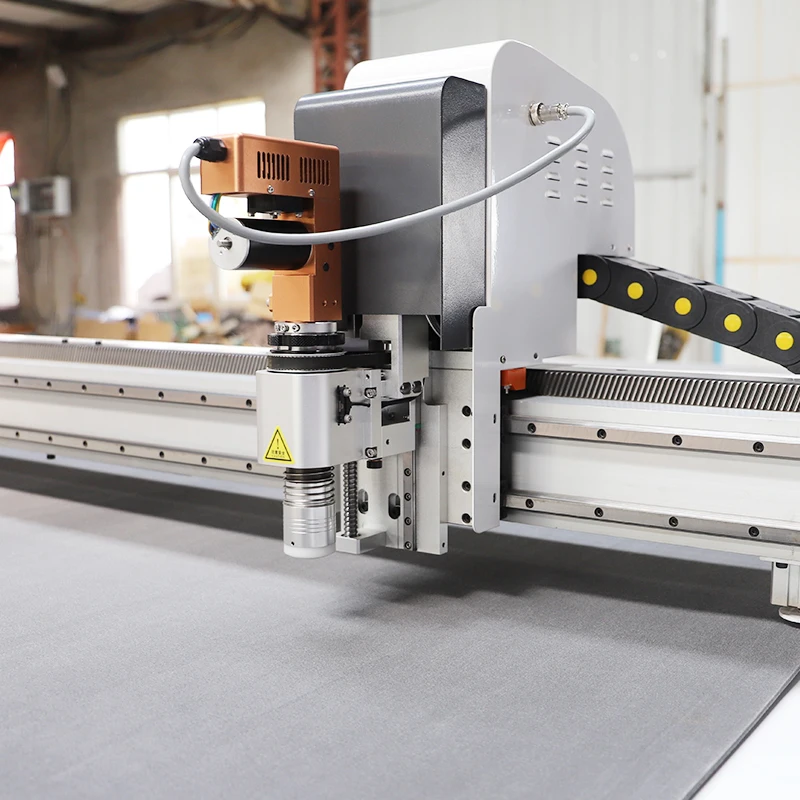 Auto Oscillating Knife Fabric Cutter Cnc Textile Cutting Machine for Apparel Manufacture