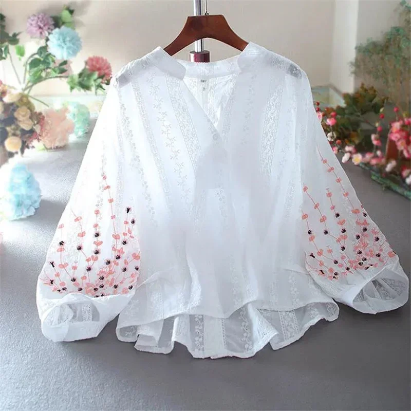 

Summer New V-Neck Embroider Blouses Women Shirt Lace Lantern Sleeves Cotton Loose Top Casual Versatile Female Shirts