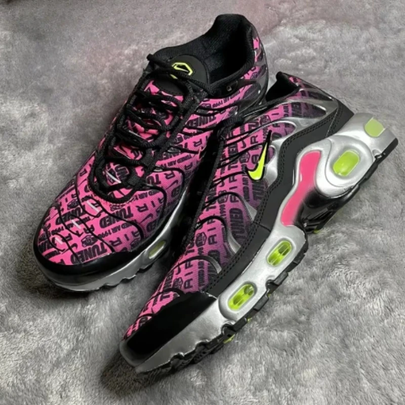 Nike Air Max Plus TN Black Hyper Pink Men Breathable Air Cushion Street Style Retro Running Shoes FJ4883-001