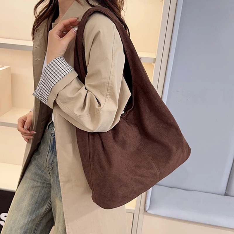 

Tiptoegirls зимняя женская сумка-тоут классического дизайна, повседневная простая фланелевая сумка на плечо, 4 цвета, женская сумка с леопардовым узором, лучшая